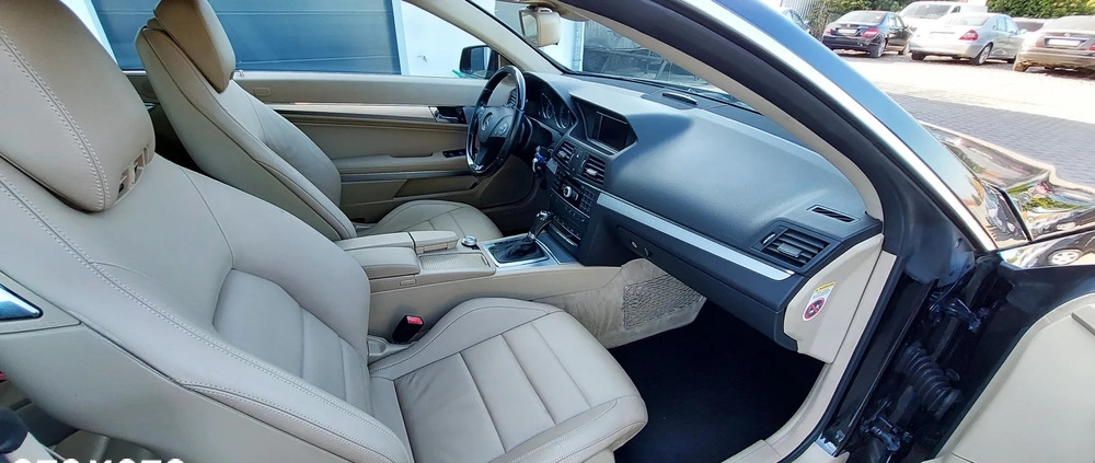Mercedes-Benz Klasa E cena 58950 przebieg: 129000, rok produkcji 2010 z Nowogard małe 781